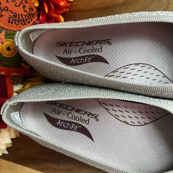 Skechers Womens Arch Fit Cleo - Glitzy Sky Flats Sz 6 in Taupe Textile/Synthetic - Picture 5 of 10
